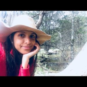 Meet your Posher, Natalie